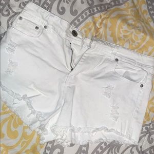 White denim shorts!